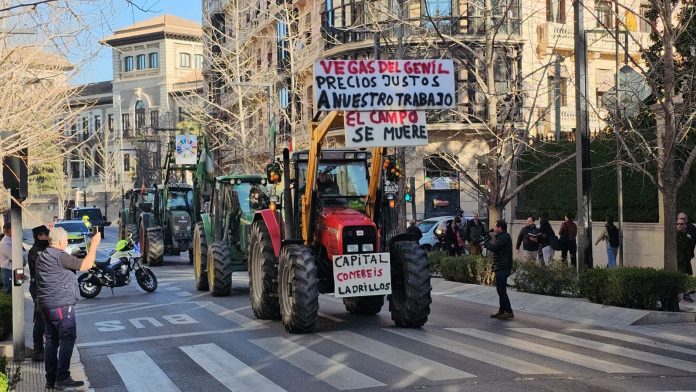 Tractorada en Granada